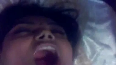 黄片男女性生活视频 · 六