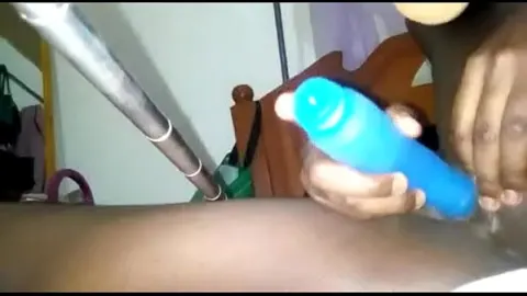 丝袜足交色情片